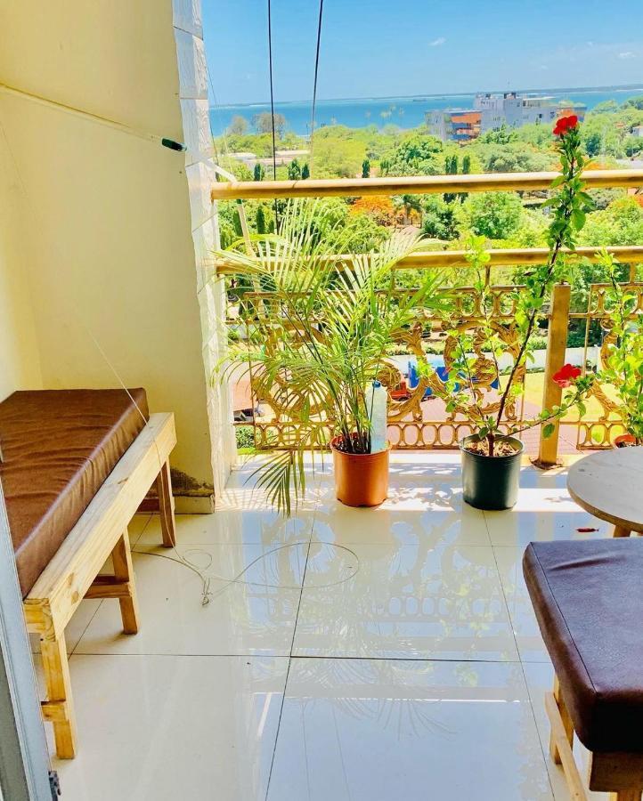 Masaki-Sea View 2-Bedroom Apt With Free Wi-Fi ดาร์เอสซาลาม ภายนอก รูปภาพ